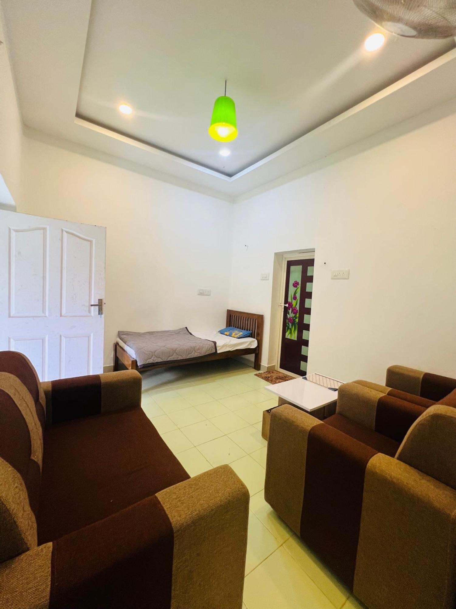 7Fort Homestay Athirappilly Eksteriør bilde