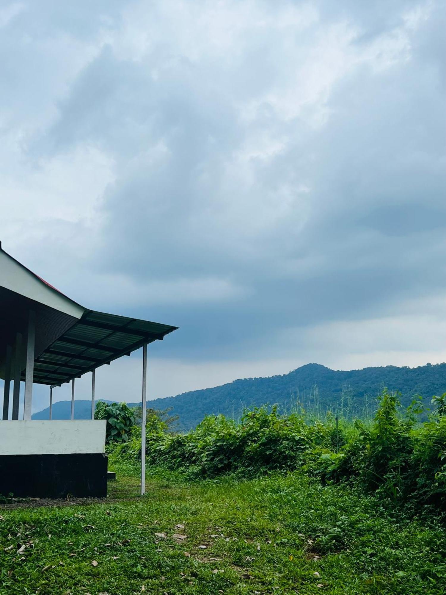7Fort Homestay Athirappilly Eksteriør bilde